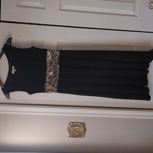 Dressbarn stretchy little black dress size 6